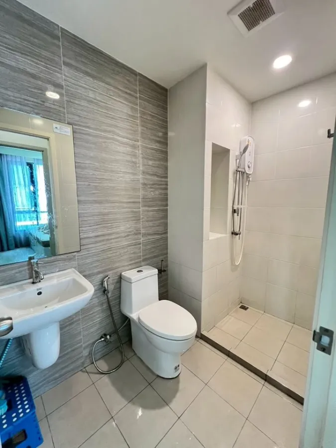 For rent: Brompton Pet Friendly Sukhumvit 107, fully furnished, ready to move in, no need to buy anything more. Dogs and cats are very welcome.
