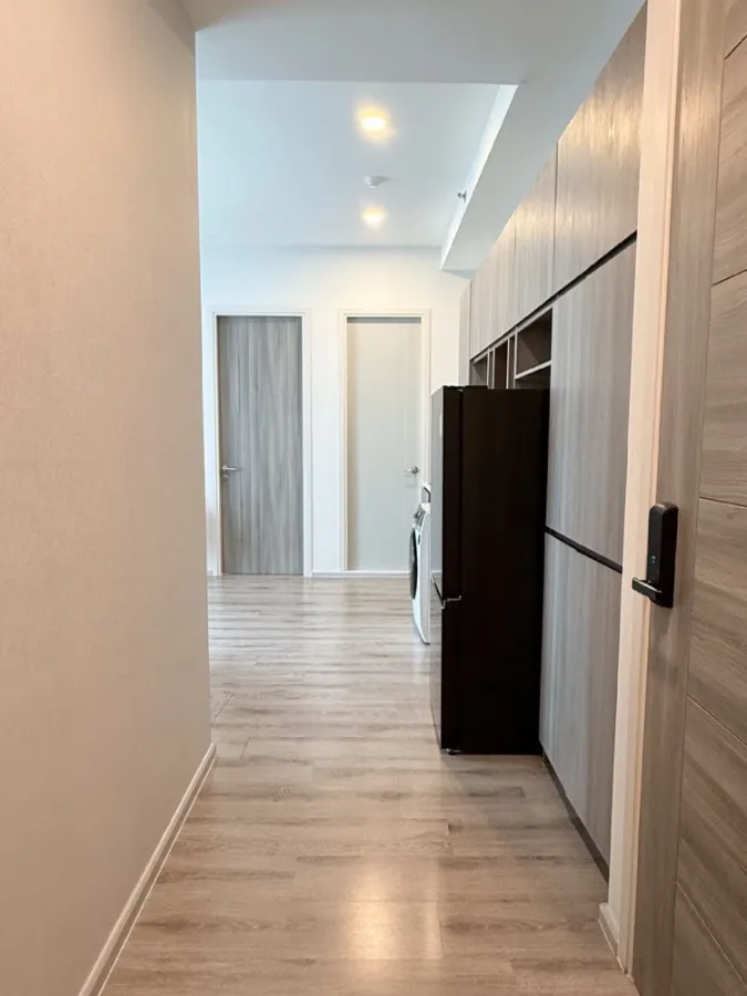 For rent: Knightsbridge Collage Ramkhamhaeng, 4th floor, nice room, fully furnished, reserve now!