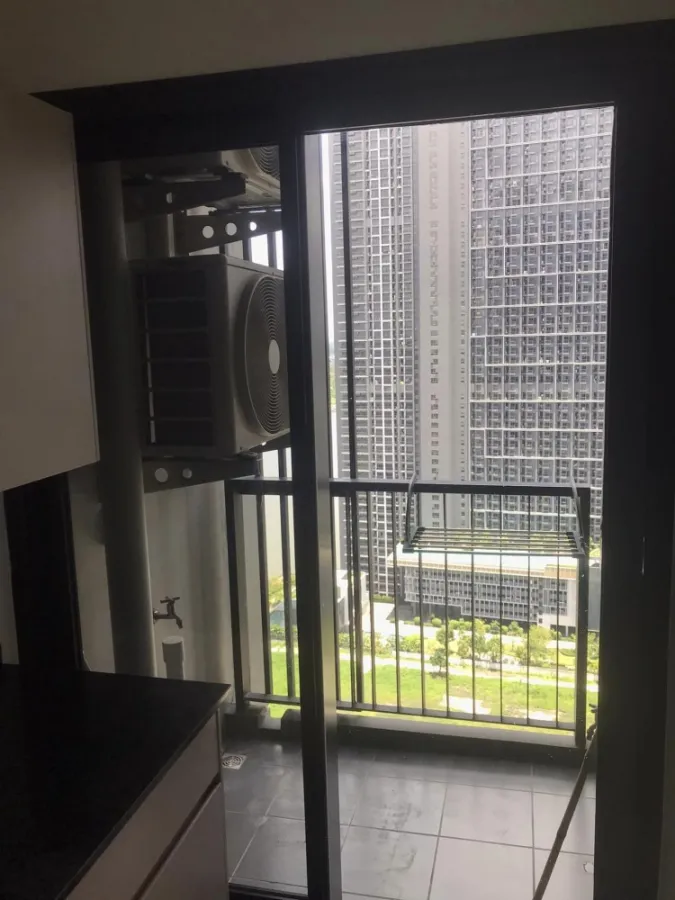 Condo for rent, The Politan Rive, nice room, divided into sections. Separated into zones perfectly. Good price. Hurry and reserve.