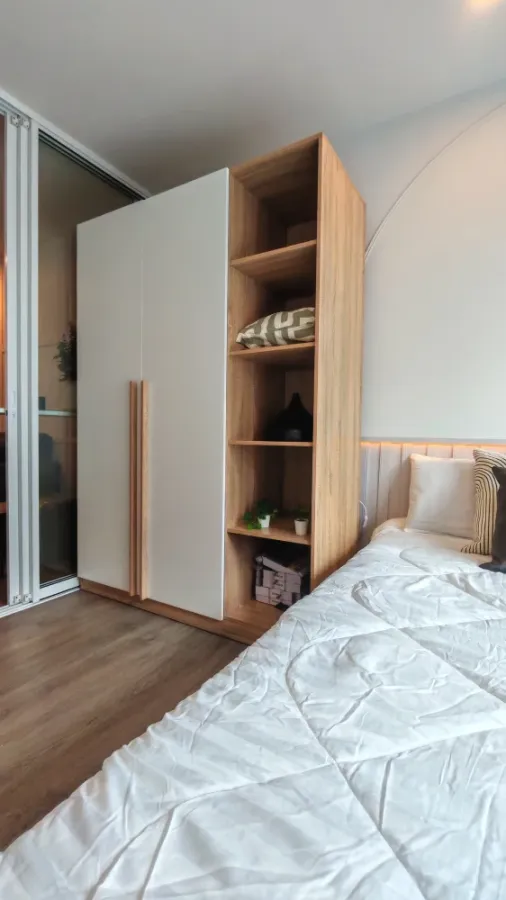 For rent: Regent Home Wuttakat, 19th floor. High floor, unobstructed view, fully furnished. Book now!