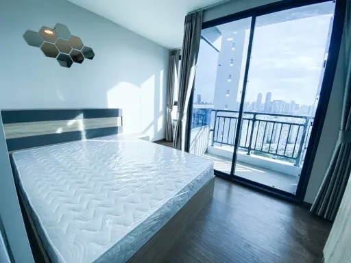 For rent!! Condo Artisan Ratchada, 31st floor, Building C, fully furnished, nice room, good location, convenient transportation, don't miss it!!