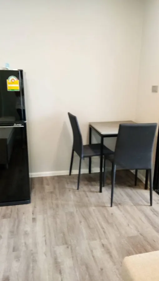 For rent, Modiz Station, beautiful room, fully furnished. and electrical appliances ready to use You can move in immediately, reserve now.