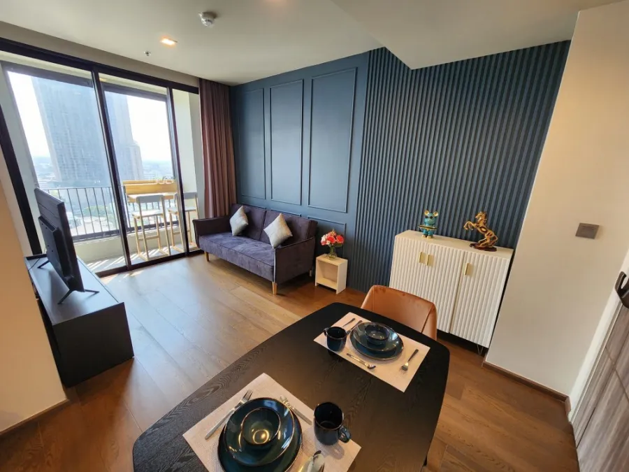 For rent, Ideo Q Sukhumvit 36, 19th floor, Chao Phraya River view, beautiful room, inviting, I can say that it's the best, book now.