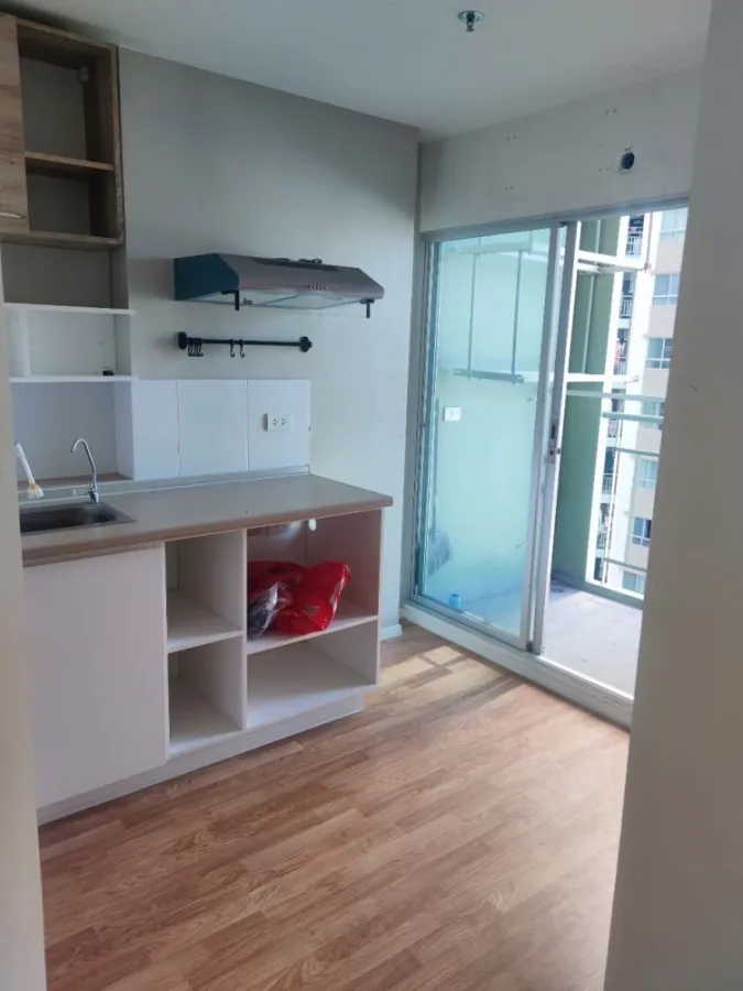 Condo for sale, Lumpini Ville Nakhon In-River View, studio room, size 26 sq.m., suitable height, interested, book now.