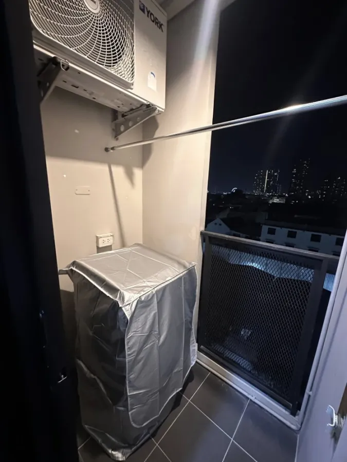 For rent!! Condo Flexi Sathorn - Charoen Nakhon, 7th floor, Building C, beautiful room, good location, convenient transportation, don't miss it!!