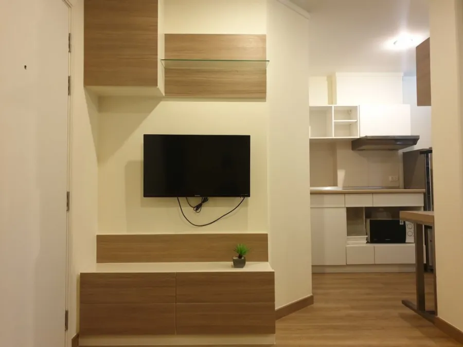 Condo for rent, Lumpini Ville Sukhumvit 77, newly decorated room, ready to move in, convenient to travel, near BTS, do not miss!!