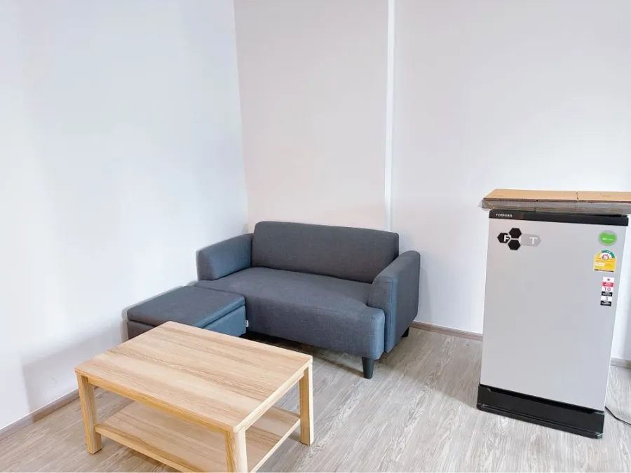 For rent RYE CONDO SUKHUMVIT 101/1, beautiful built-in furniture, Minimal LUXURY style, book now.