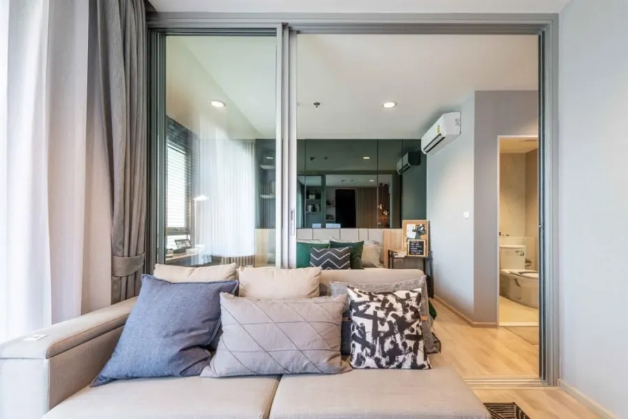 Condo for sale, Niche Mono Chaengwattana, connected to 5 train lines, near BTS Si Rat Station, only 120 m. Hurry up to reserve!