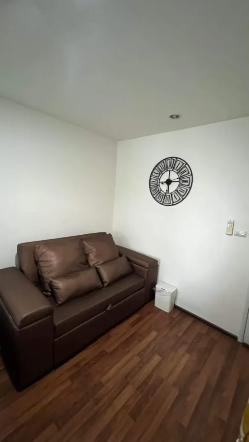 Sell/Rent U Vibha-Ladprao Condo Fully furnished + electrical appliances There is a washing machine, plus a great price. Must reserve.