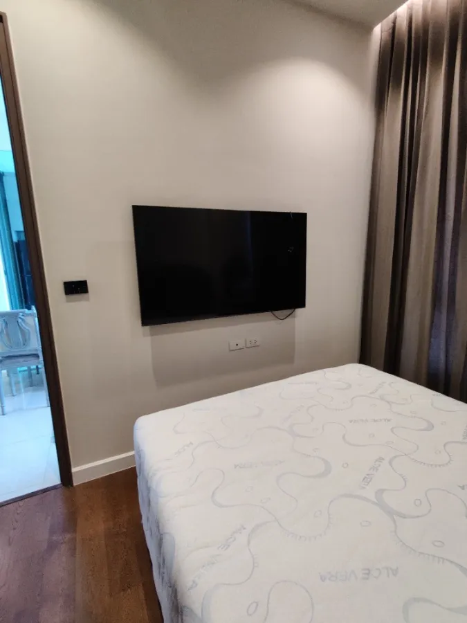 For rent!! Condo Mayfair Place Sukhumvit 50, 7th floor, beautiful room, good view, affordable price. Hurry and reserve now!!