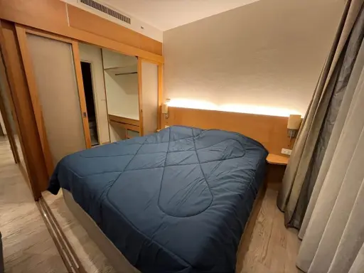 For rent, Noble Remix, Sukhumvit 36, high floor, beautiful view, built-in furniture, plus complete electrical appliances, must book now.