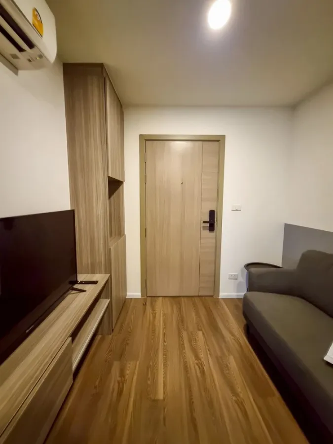 For rent: The Origin Ramintra 83 Station, 6th floor, fully furnished unit. Very livable! Book now, don't miss out!