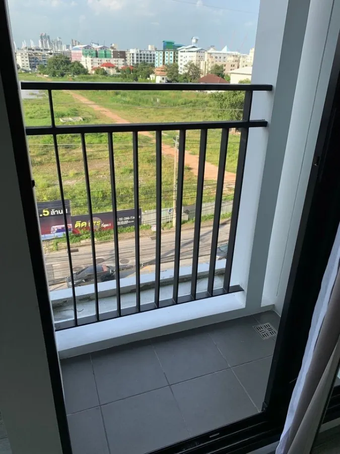 Condo for sale, Knightsbridge Collage Sukhumvit 107, partitioned room, south facing, fully furnished, don't wait.