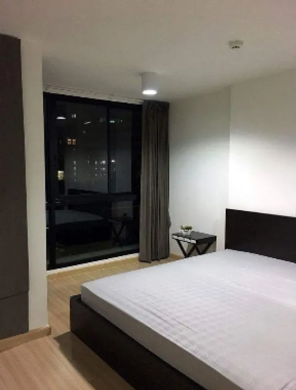 ให้เช่า Chateau In Town Sukhumvit 62/1 ชั้น 5 วิวสวนและสระว่ายน้ำ