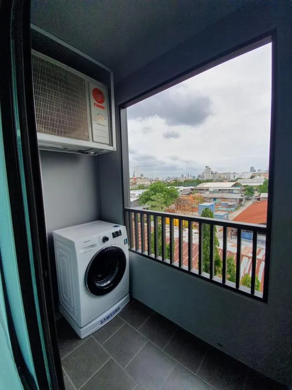 Beautiful room for rent, Maestro Ratchada 19 condo, well decorated, fully furnished, miss this room and you will regret it.
