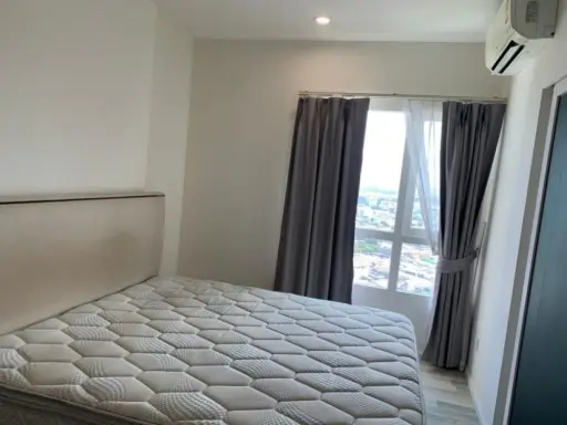 For rent: The Key Sathorn-Charoenrat, 27th floor. A lovely, fully furnished unit. Book now!