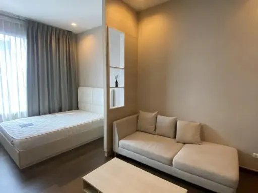 Condo for rent, Q Asoke, studio room, high floor, good location, reserve first and get in first.