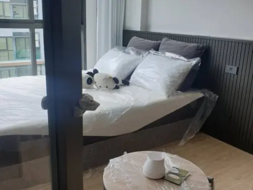 For sale: The Excel Hideaway Sukhumvit 50, fully furnished, built-in furniture throughout the room, good price, reserve now.