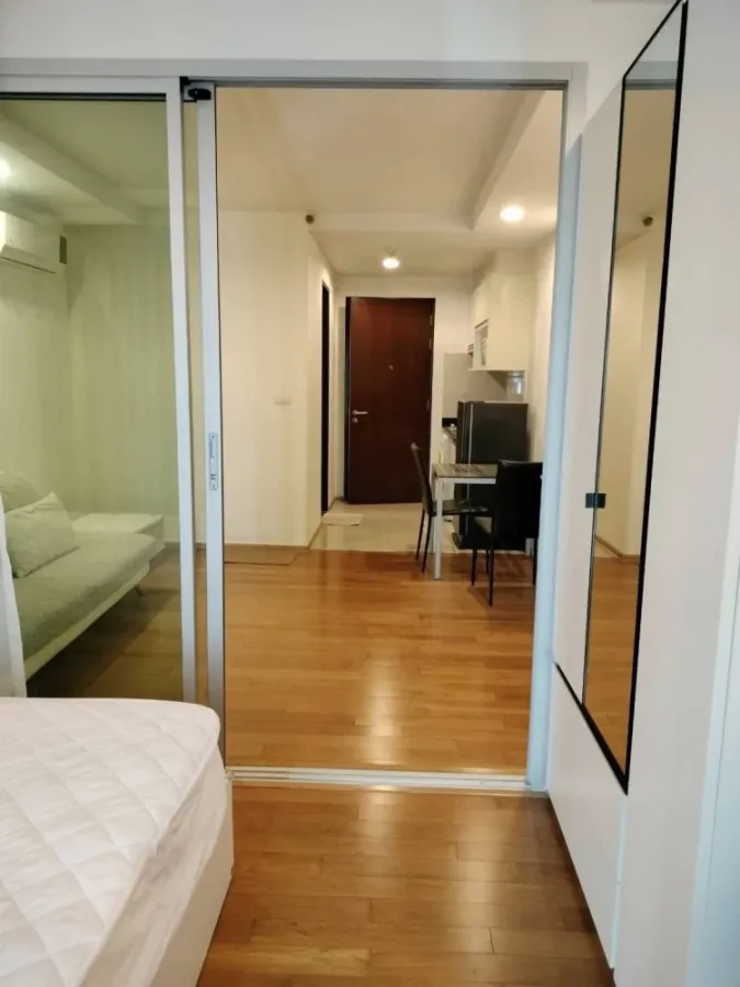 For rent: Abstracts Phahonyothin Park, Building A, 19th floor (great, unblocked view). Spacious and comfortable living space. Don't miss out!