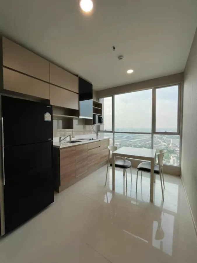 Condo for sale Rhythm Phahon-Ari, nice decorated room, simple, fully furnished. There is a washing machine. Affordable price. Hurry up to reserve.