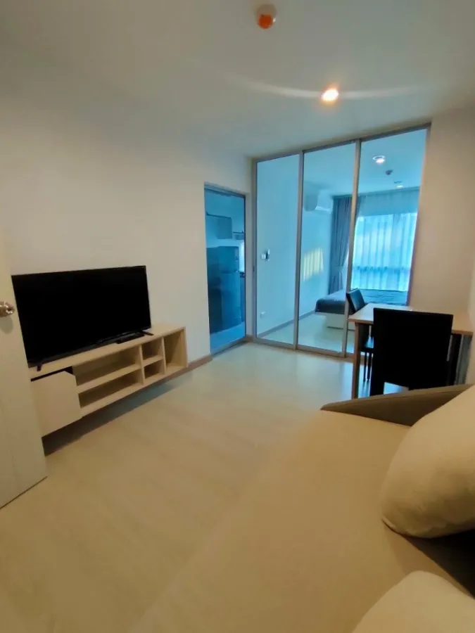 Condo for rent, The Kith Plus Sukhumvit 113, beautiful room, pool view project Fully furnished and electrical appliances