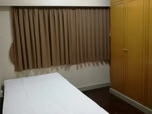 For rent: Baan Suan Thon, Phutthabucha 47. Rooms with furniture at affordable prices. Just bring your belongings and move in!