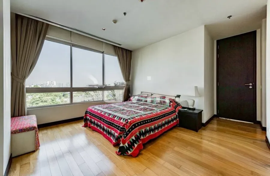 Condo for rent, The Loft Yen Akat, lots of usable space. The room is spacious and comfortable. You can't miss it.