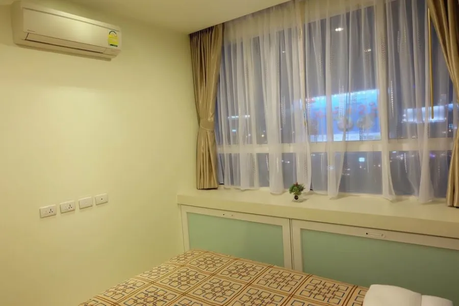 Condo for rent, TC green Rama 9, spacious room There is space to use, friendly price, do not reserve, you will regret it.