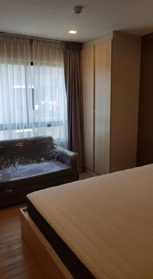 Condo for rent, Wynn Ladprao-Chokchai 4, 4th floor, 2 bedrooms, pool view, spacious room, very beautiful decoration, move in, don't miss it.