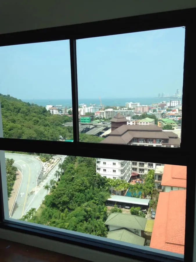 Sell / rent Condo The Axis Pattaya, high floor, corner room, sea view, city view, fully furnished, beautiful decoration, don't miss it!!