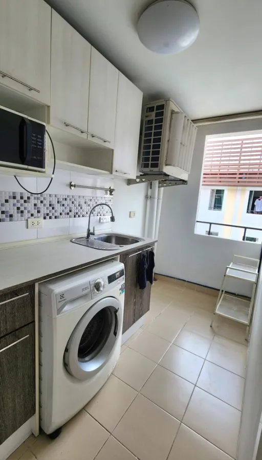 Selling Plum Condo, Phaholyothin 89, 8th floor, beautiful room, fully furnished, nice to buy, I can tell you that it's worth it.