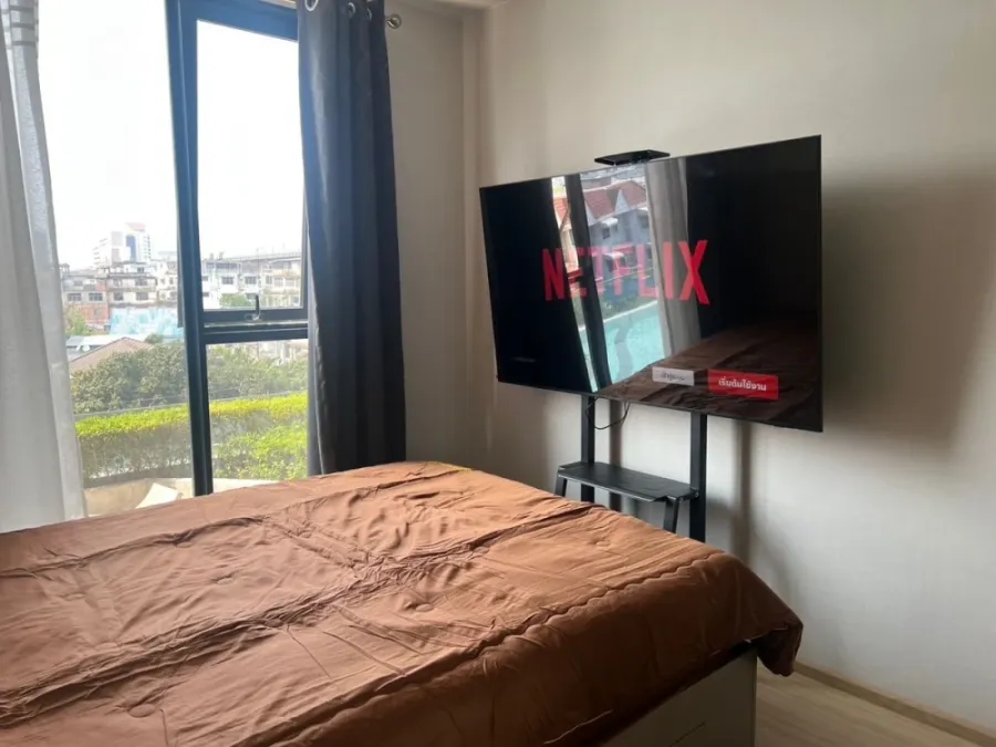 For rent: The Privacy Thaphra Interchang, 5th floor, swimming pool view, fully furnished room, ready to move in, book now