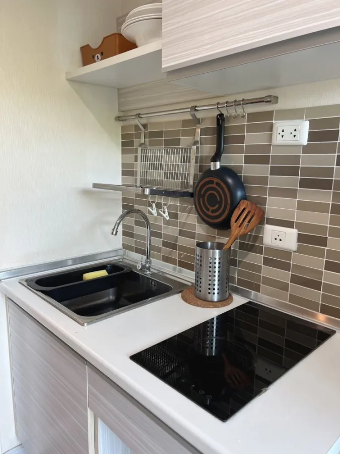 Urgent sale!! Condo The Excel Hideaway Lasalle 11 Condo Low rise 8 floors, ready to move in. Hurry up and book now!!
