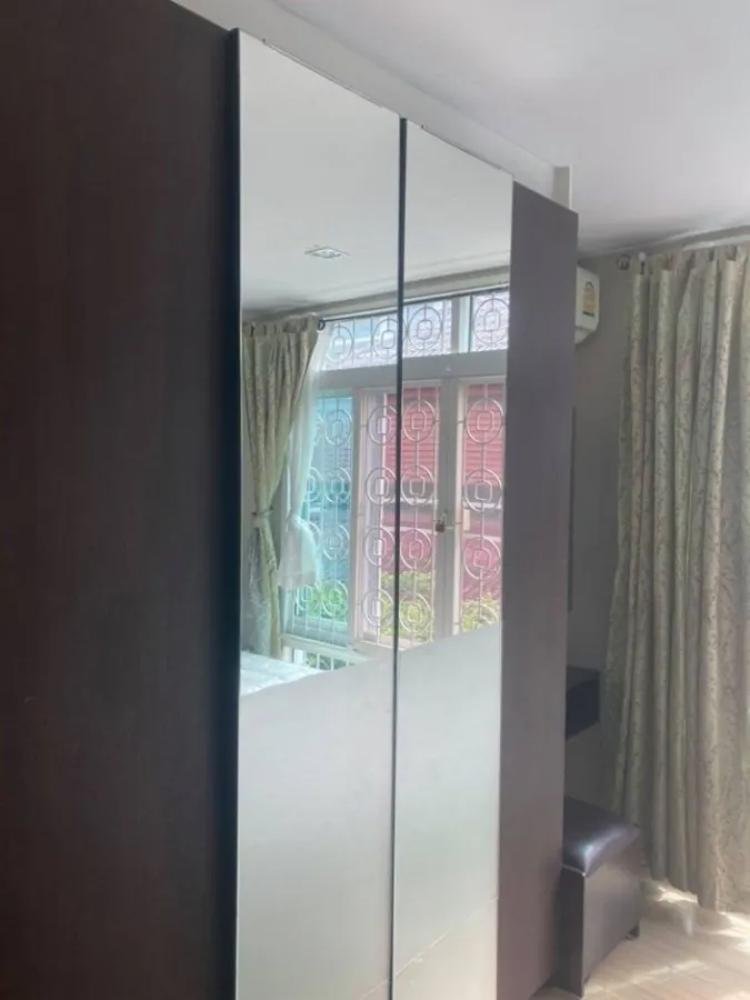 Condo Lugano Ladprao 18 Slae บิ้วอินชั้นวางของ เฟอร์นิเจอร์ครบ เครื่องใช้ไฟฟ้าพ้อมอยู่ จองเลยด่วนๆๆ