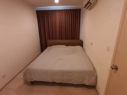 ขาย ไลฟ์ อโศก 2 ห้องนอน เครื่องใช้ไฟฟ้าครบครัน ราคาจับต้องได้ จองก่อนได้อยู่ก่อนเลยจ้า