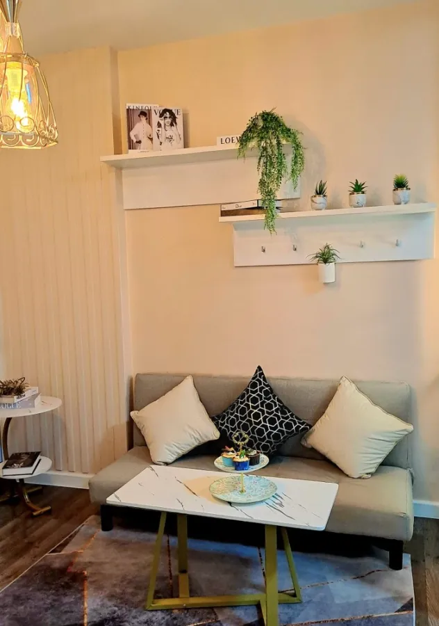 For rent, D Condo Sukhumvit 109, Buit-In furniture, the whole room, decorated in a bang, not booking is extremely missed.