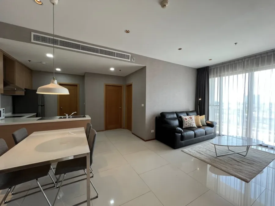 ขาย / ให้เช่า The Emporio Place ห้องน่าอยู่ กว้างขวางอยู่สบาย เฟอร์ครบ + เครื่องใช้ไฟฟ้าพร้อม จองเลย