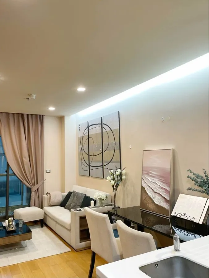 ให้เช่า The Address sathorn ห้องกว้างขวาง มาพร้อมพื้นที่ใช้สอยคุ้ม พลาดแล้วจะเสียดายทีหลัง บอกเลย