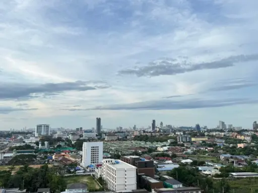 ให้เช่า ลุมพินี คอนโดทาวน์ พัทยาเหนือ สุขุมวิท (พัทยาเหนือ) ชั้น19 วิวเมือง ราคาเบา ใครๆก็จับต้องได้