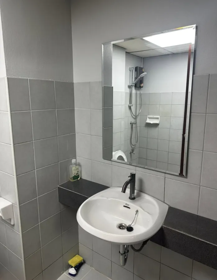 Lasalle Park for rent, spacious room, comfortable living, comes with complete decorations, reserve now, don't miss out!