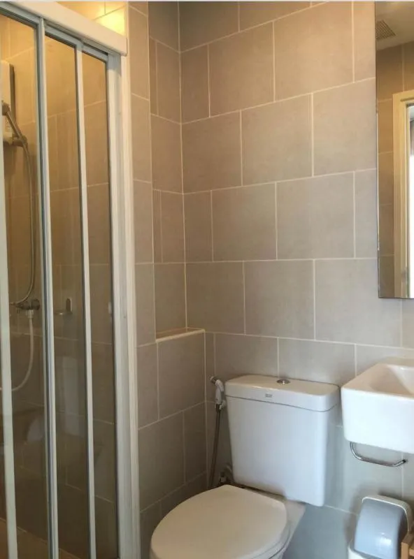 Urgent rent!! Condo The Base Chaengwattana (The Base Chaengwattana), beautiful decoration, cute, affordable price.