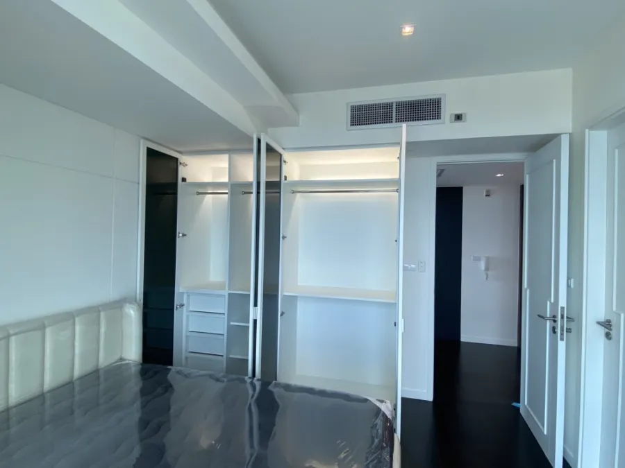 For rent!! Condo The Pano, 24th floor, full facilities, easy to travel, ready to move in, don't miss it!!