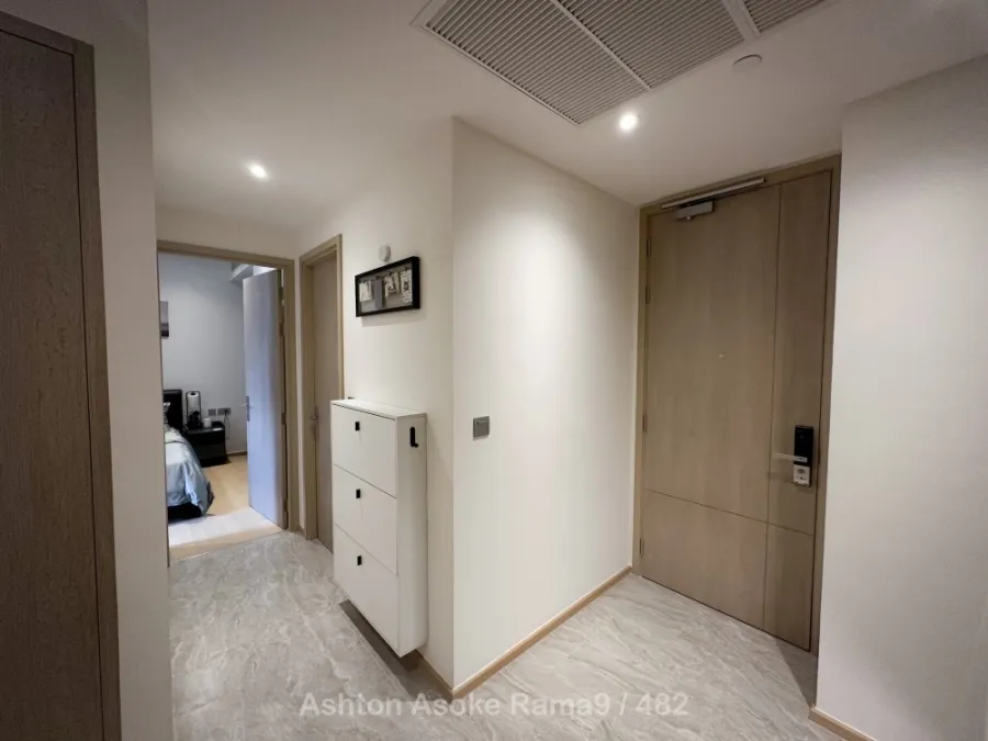 Condo for rent, Ashton Asoke-Rama 9, decorated room, ready to move in. Complete with premium amenities, don't miss it.
