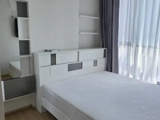 Condo for rent, The Base Rama 9-Ramkhamhaeng. Ready to move in, fully furnished with appliances. Just bring your personal belongings. Don't miss out!