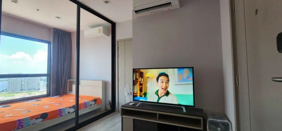 For rent: The Politan Rive, 37th floor, north side, fully furnished, not too expensive, reserve quickly before you miss out.