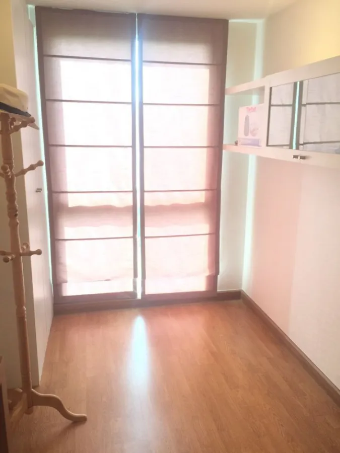Selling Tree Condo Luxe Sukhumvit 52, good location, near the train station, convenient to travel.