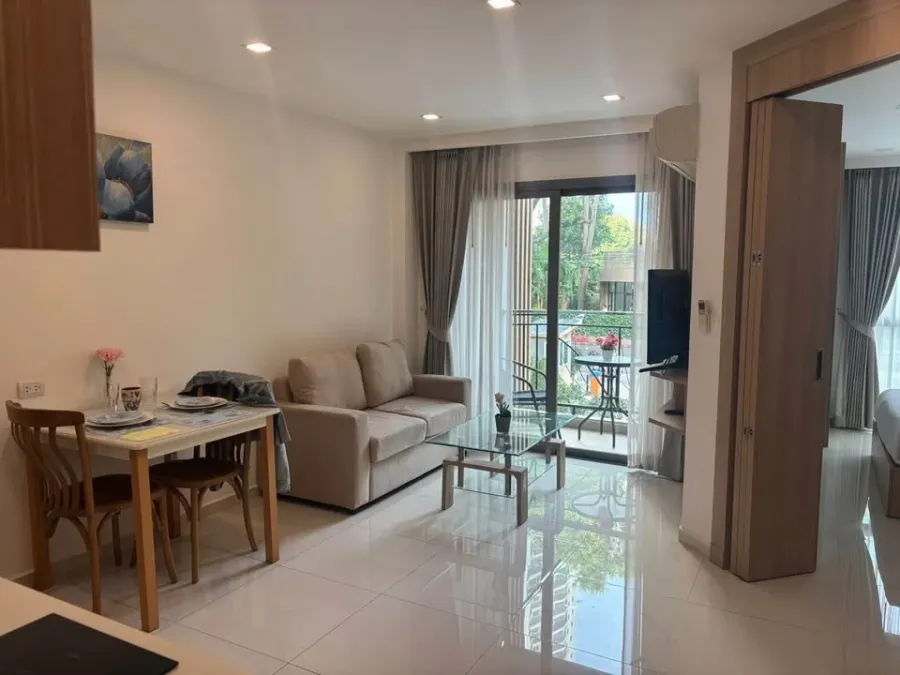 For rent: City Garden Tropicana, 2nd floor, pool view, fully furnished, nice to live in. Reserve now, don't miss out!