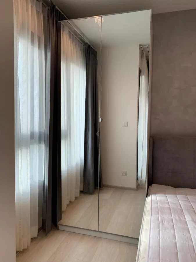 Sell Life One Wireless Glitter Wallpaper Decorated with gold aluminum, the whole room is good like this, you need to reserve it.