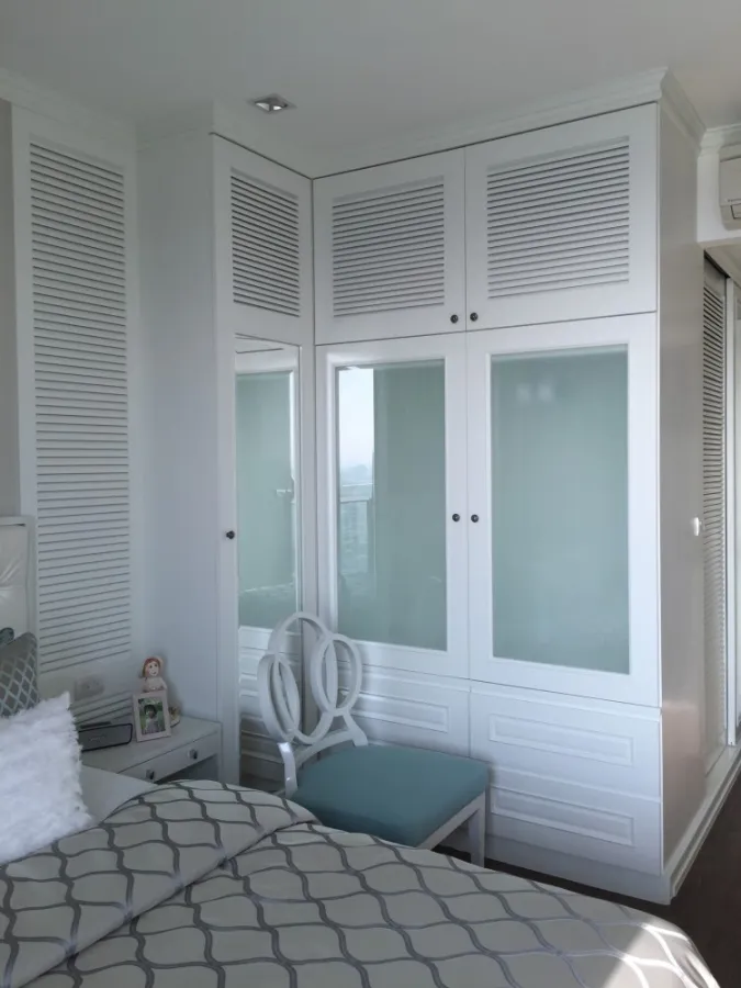 Star View Condo for sale, very spacious room, high floor, well decorated, awesome furniture, hurry and reserve it quickly.