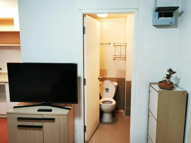 For rent Lumpini Condo Town Bodindecha - Ramkhamhaeng 4th floor, furniture + complete electrical appliances !! Hurry, be late, be late !!